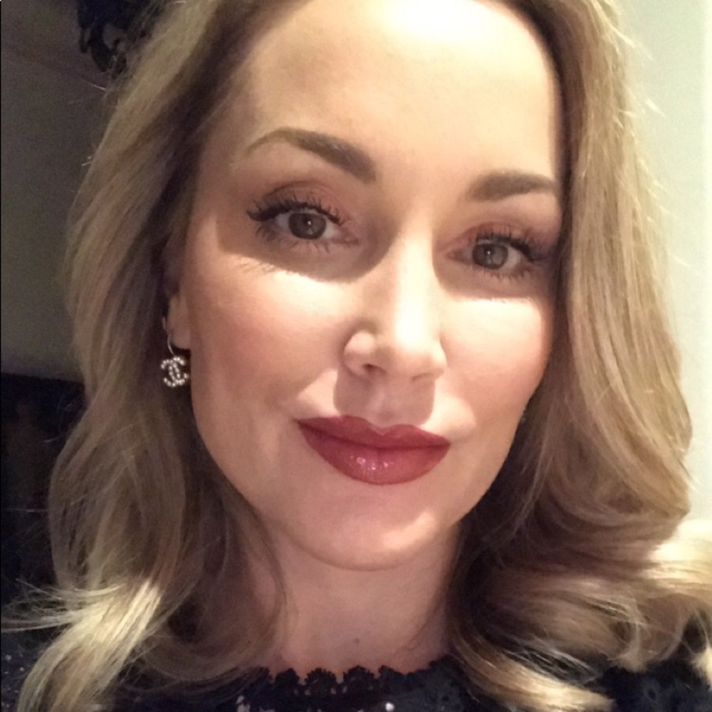 MEET YOUR POSHER VEGASGLAM